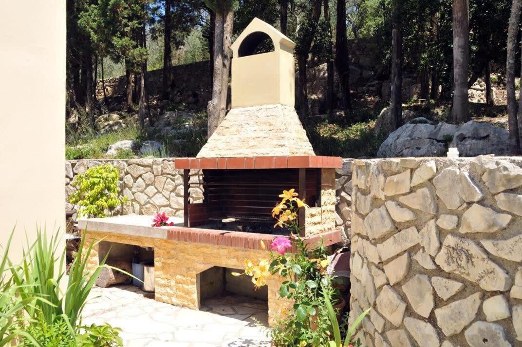Paxoi Serene Oasis - Mylos Mediterranean Charm Arvanitakeika Exterior photo